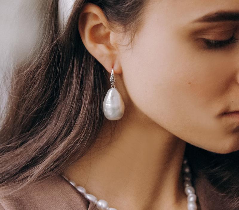 Гид по серьгам с жемчугом: как выбрать идеальную пару