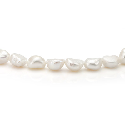Ожерелье из белого барочного речного жемчуга. Жемчужины 8-8,5 мм