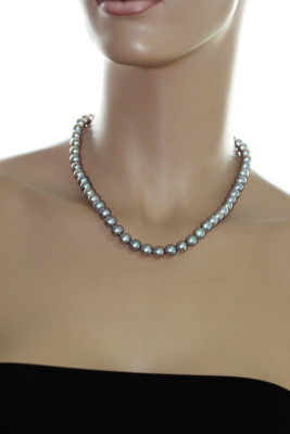 Ожерелье из серебристого морского жемчуга (Южный Китай). Жемчужины 7,5-8 мм