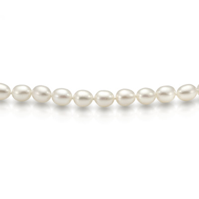 Ожерелье из белого рисообразного речного жемчуга. Жемчужины 4-4,5 мм
