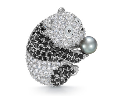 Брошь "Панда" из сплава с серебристой речной жемчужиной 7-7,5 мм