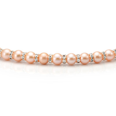 Ожерелье из розового круглого жемчуга со стразами. Жемчужины 8,5-9,5 мм
